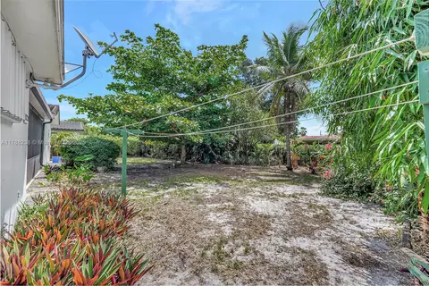 5220 Monroe St, Hollywood, FL 33021 photo 37