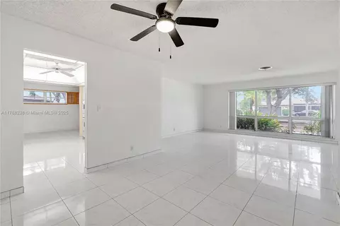 5220 Monroe St, Hollywood, FL 33021 photo 14