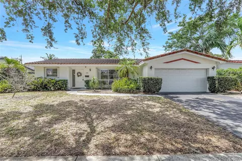 5220 Monroe St, Hollywood, FL 33021