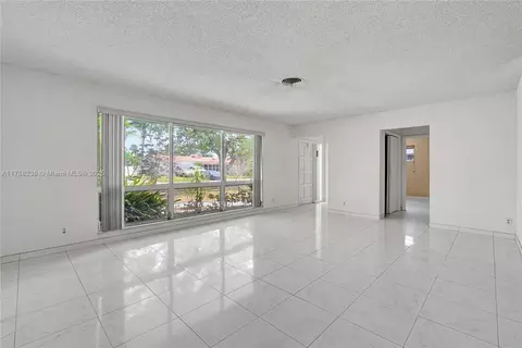 5220 Monroe St, Hollywood, FL 33021 photo 12
