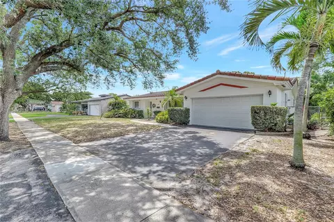 5220 Monroe St, Hollywood, FL 33021 photo 3