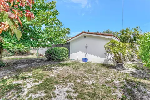 5220 Monroe St, Hollywood, FL 33021 photo 39