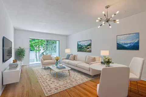 9641 SW 77th Ave #203D, Miami, FL 33156