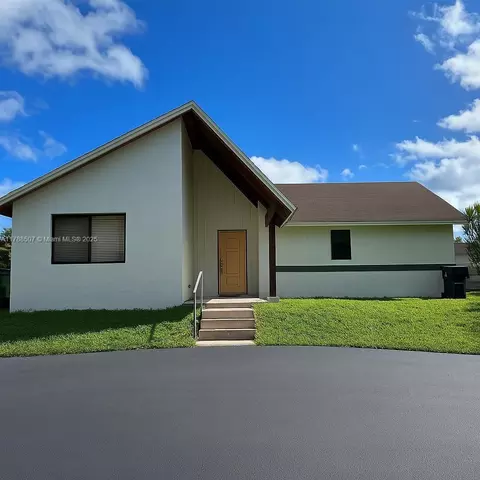 13549 SW 285th Ter, Homestead, FL 33033