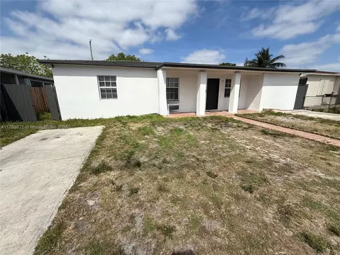 3902 E 8th Ct, Hialeah, FL 33013