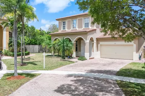 2131 NE 40th Rd, Homestead, FL 33033