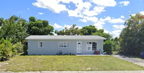 1280 NE 211th Ter, Miami, FL 33179