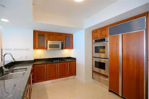 3301 NE 183rd St #2305, Aventura, FL 33160