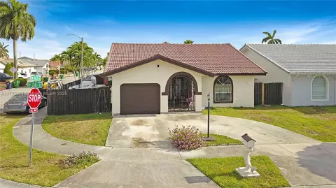 14391 SW 24th St, Miami, FL 33175