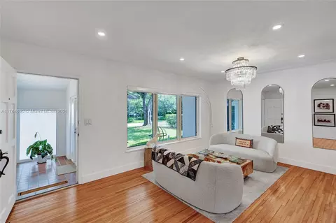 Other - 552 Alminar Ave, Coral Gables, FL 33146 photo 2 of 4