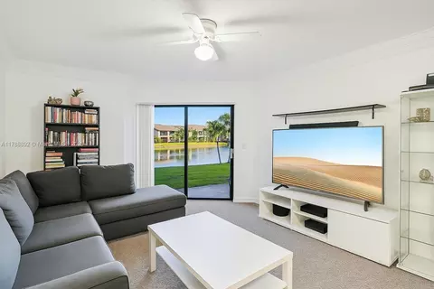 9853 Nob Hill Ln #9853, Sunrise, FL 33351