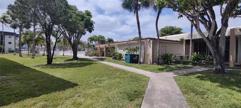 1540 NE 191st St #122, Miami, FL 33179