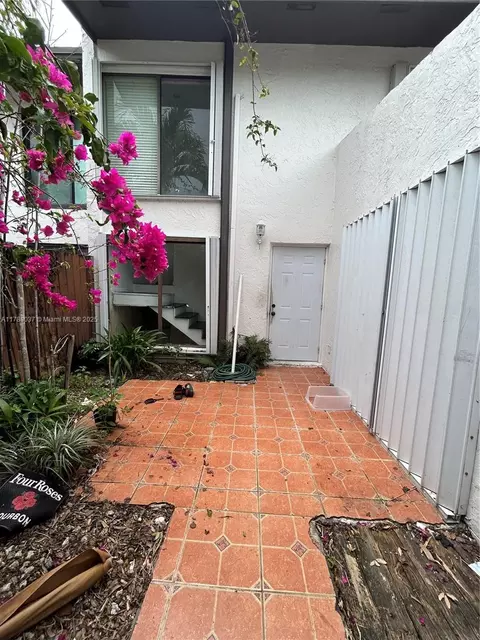 Undisclosed, Miami, FL 33173