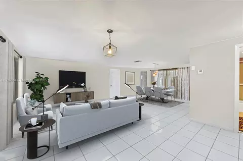 670 Blue Ln, Port Charlotte, FL 33952