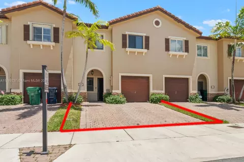 21937 SW 88th Path, Cutler Bay, FL 33190