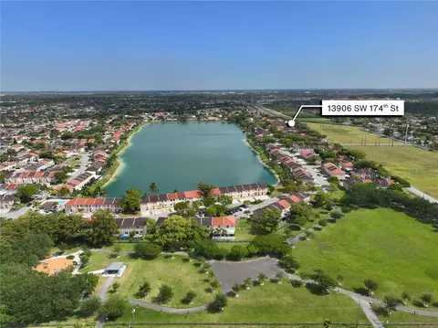 13906 SW 174th St, Miami, FL 33177