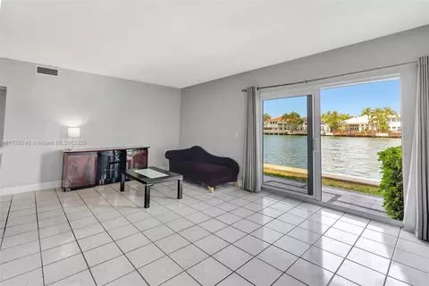 2200 S Ocean Dr #N116, Hollywood, FL 33019