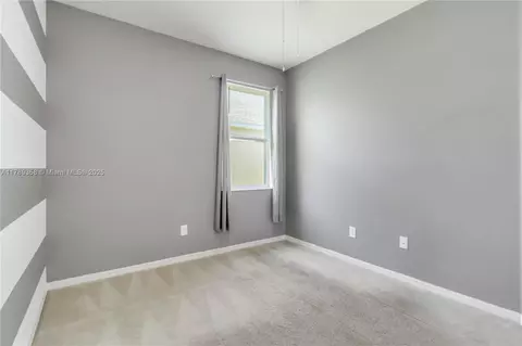 Bedroom - 10860 79th St E, Parrish, FL 34219 photo 3 of 3