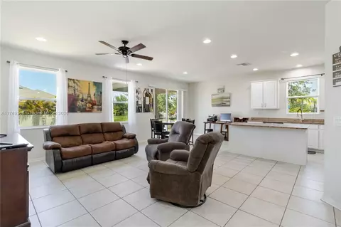 Living - 10860 79th St E, Parrish, FL 34219 photo 1 of 1