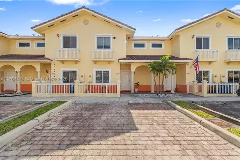 18039 NW 74th Path, Hialeah, FL 33015