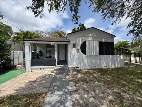 1501 NW 42nd St, Miami, FL 33142