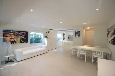 195 SW Sunrise Dr #4, Key Biscayne, FL 33149