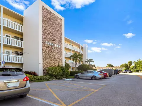 456 E Grantham E #456, Deerfield Beach, FL 33442