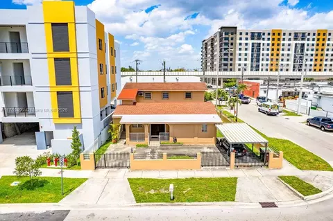 891 E 24th St, Hialeah, FL 33013