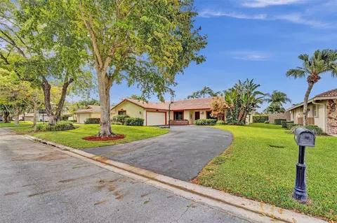 9780 NW 5th Ct, Coral Springs, FL 33071