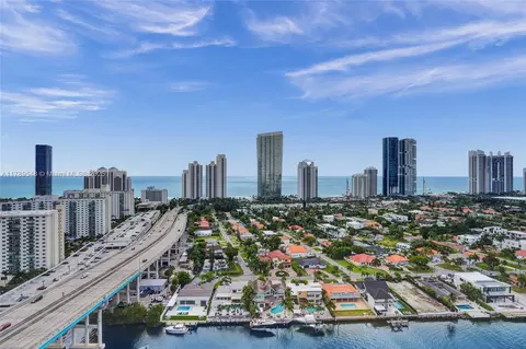 19195 NE Mystic Pointe Dr #3008, Aventura, FL 33180