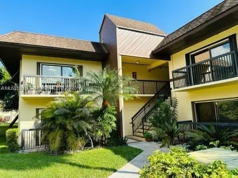 7965 SW 86th St #124, Miami, FL 33143