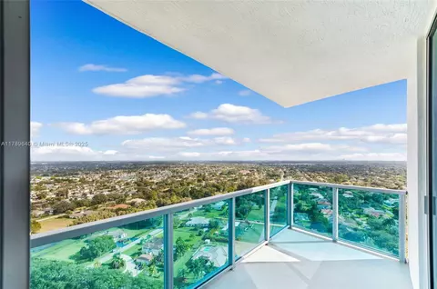 2641 N Flamingo Rd #2608N, Sunrise, FL 33323