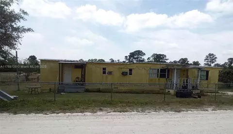 109 Sarasota St, Lake Placid, FL 33852