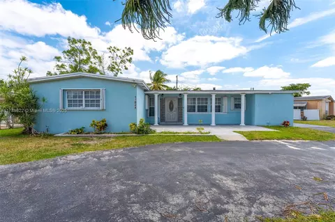 11024 SW 51st Ter, Miami, FL 33165