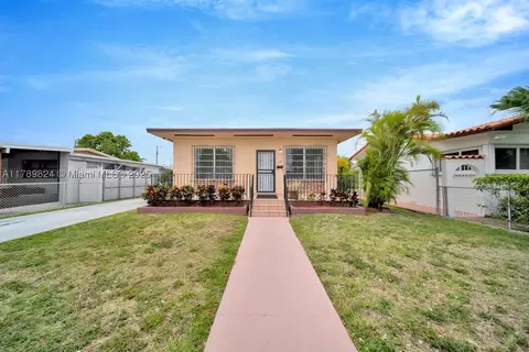 334 W 12th St, Hialeah, FL 33010