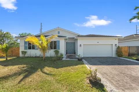 200 NE 18th Ter, Homestead, FL 33033
