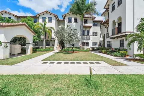 10620 NW 88th St #217, Doral, FL 33178