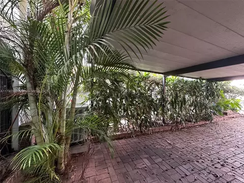 7170 W 3rd Ave, Hialeah, FL 33014 photo 2