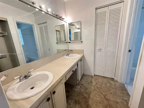 7170 W 3rd Ave, Hialeah, FL 33014 photo 15