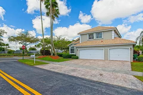500 SE 25th Dr, Homestead, FL 33033