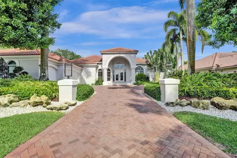 2670 Cypress Ln, Weston, FL 33332