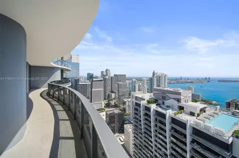 1000 Brickell Plz #PH5603, Miami, FL 33131