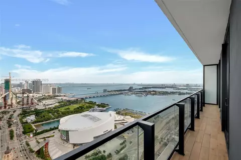 398 NE 5th St #3901, Miami, FL 33132