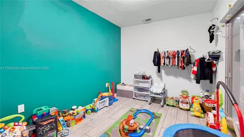 Other - 4309 Jackson St, Hollywood, FL 33021 photo 11 of 15