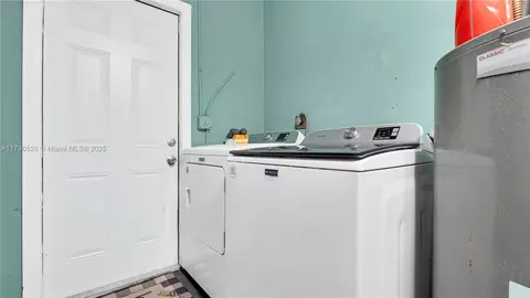 Other - 4309 Jackson St, Hollywood, FL 33021 photo 8 of 15