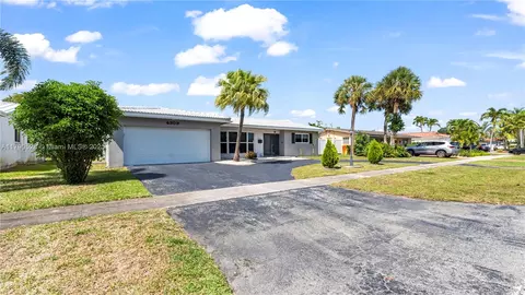 Other - 4309 Jackson St, Hollywood, FL 33021 photo 3 of 15