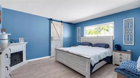 Bedroom - 4309 Jackson St, Hollywood, FL 33021 photo 3 of 4