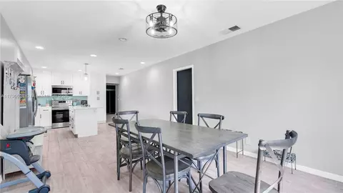 Other - 4309 Jackson St, Hollywood, FL 33021 photo 6 of 15