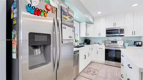 Other - 4309 Jackson St, Hollywood, FL 33021 photo 5 of 15