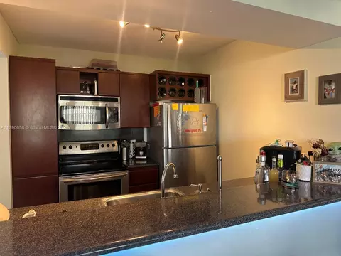 8120 Geneva Ct #551, Doral, FL 33166